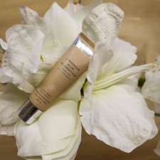 LUMENE LONGWEAR BLUR FOUNDATION