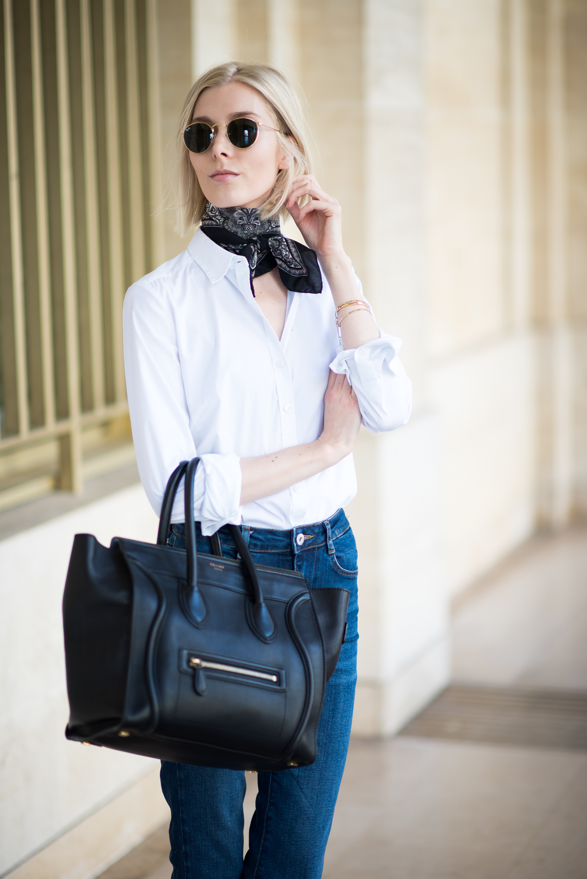 how-to-wear-a-white-shirt-in-different-ways-17