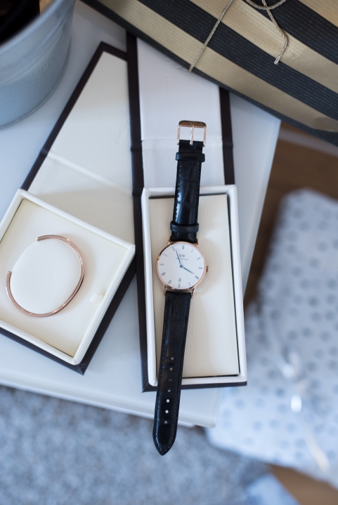 Daniel Wellington Watch 2 1