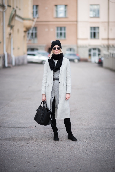 Grey Layers Style Plaza 1