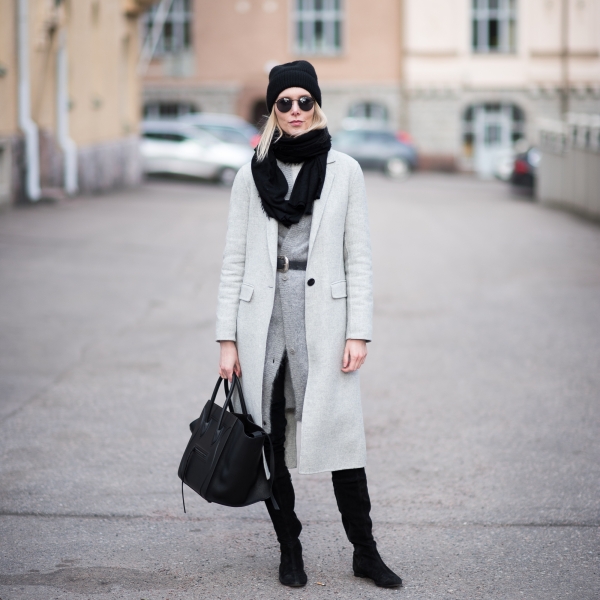 Grey Layers Style Plaza 1