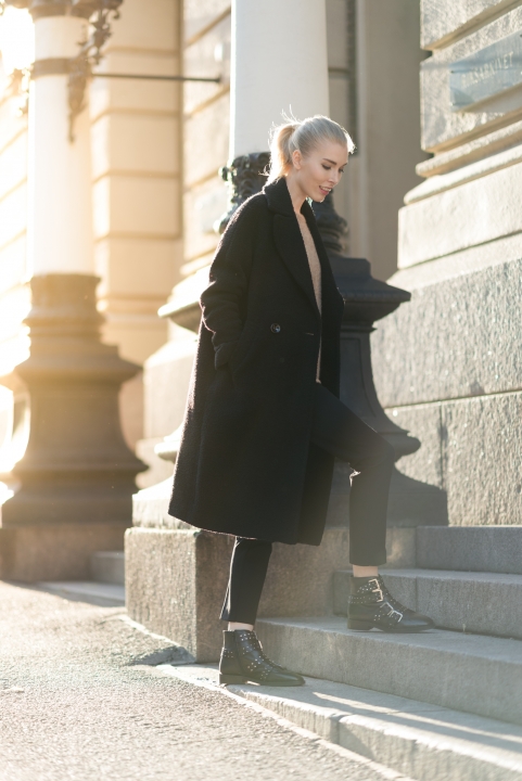 Anna Sofia Style Plaza Andiata Zofia Wool Coat Fashion Blog 8