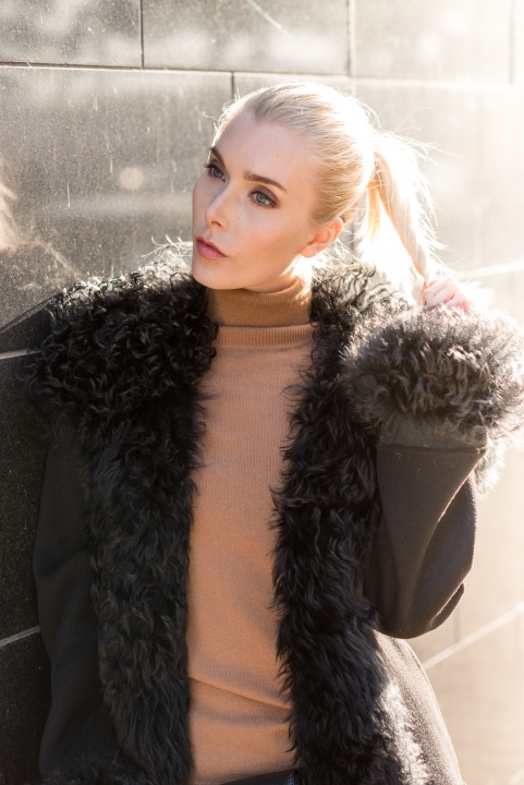 Anna Sofia Style Plaza Fur Coat Black Wall Street Style 9