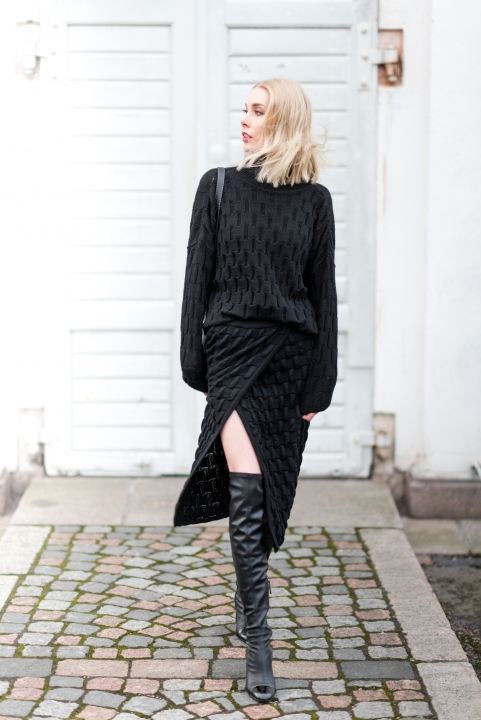 Liisa Soolepp Knit Skirt Style Plaza 4