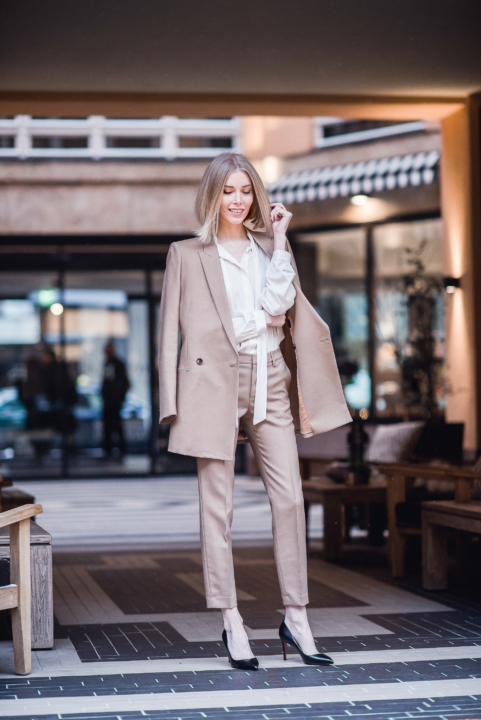 Style Plaza Suistudio Camel Suit 7