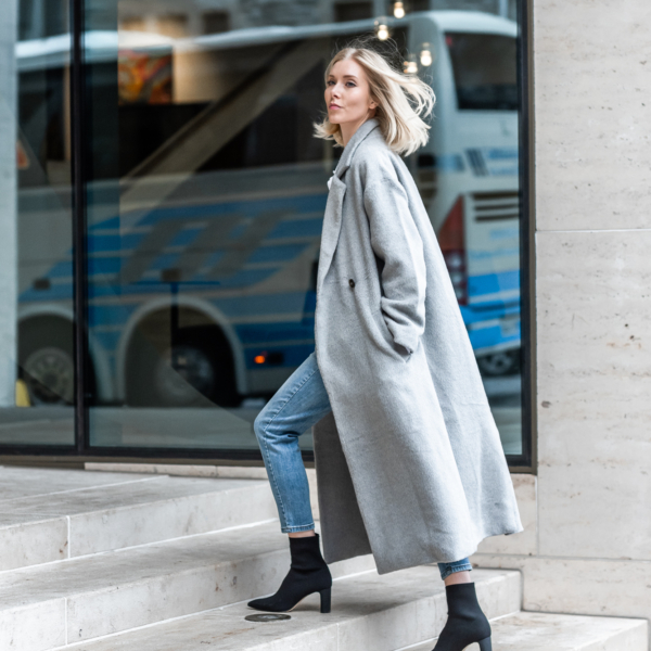 Anna Sofia Bubbleroom Grey Coat Fall 2018 Thomas Drouault 6